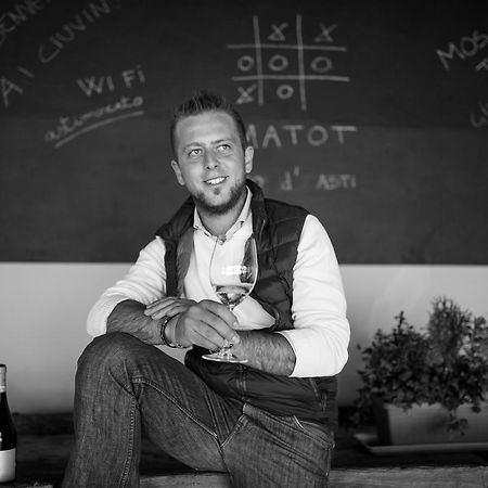 Willa Azienda Agricola Simone Cerruti - Moscateria Castiglione Tinella Zewnętrze zdjęcie